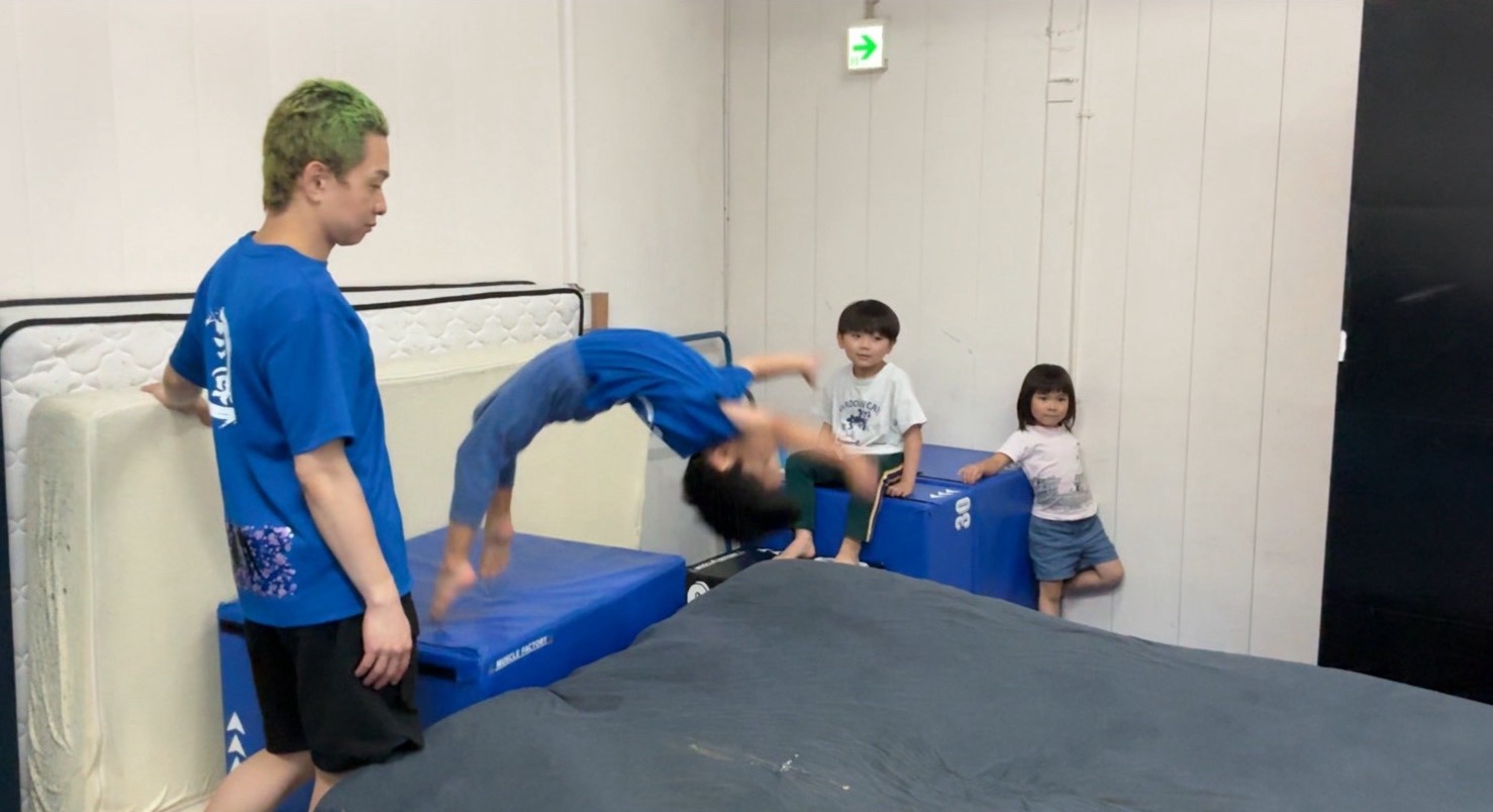 小学生バク転クラス